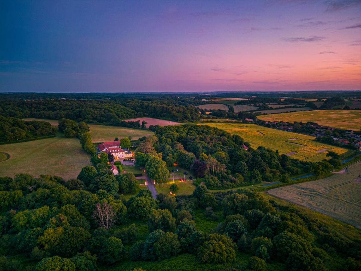 The Pheasant Hotel, Holt, Norfolk Kelling Экстерьер фото
